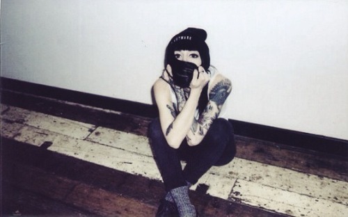 hannahsnowdon-daily:  Hannah Snowdon for Nightmare. 