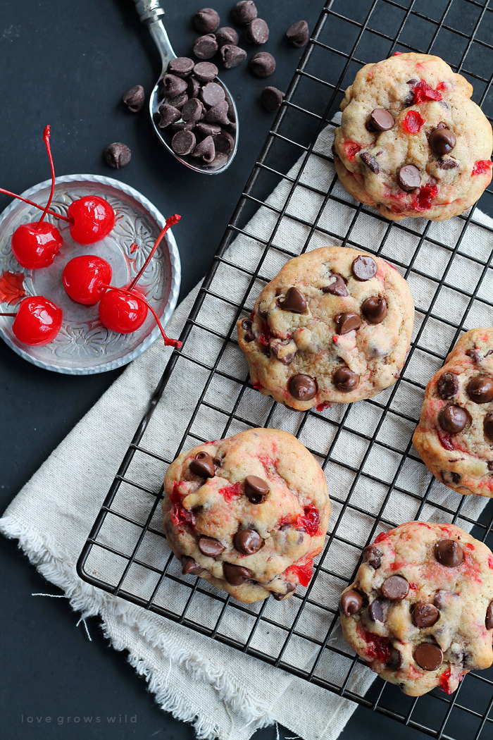 cars-food-life:  Cherry Chocolate Chip Cookies.