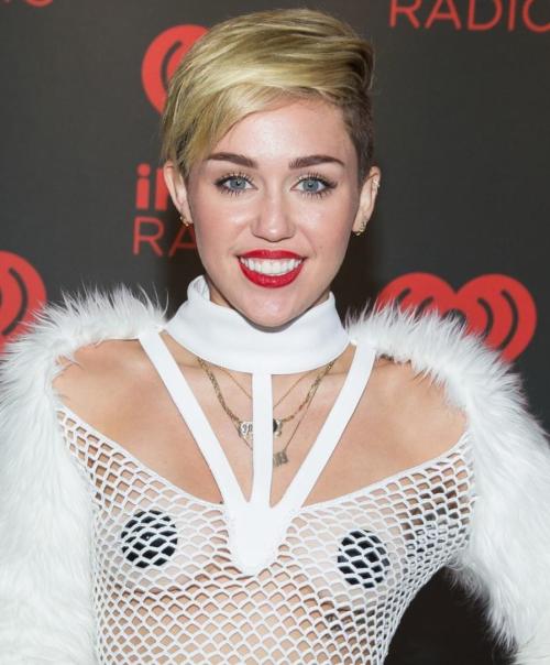 Do you look like Miley? Contact Elizabeth@alisonjackson.com