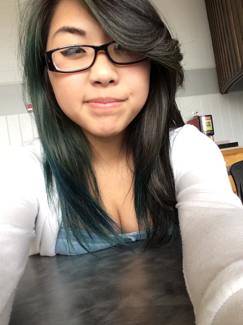 huynner:I miss my green/blue hair tbh
