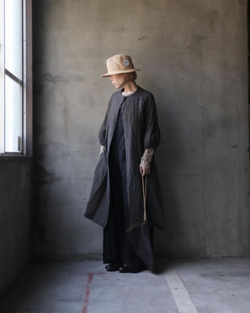 New arrivals&hellip;「 emic:etic 」Puffsleeve coat / carbon greylinen100エミックエティックよりリパフスリーブコートが入荷しました。