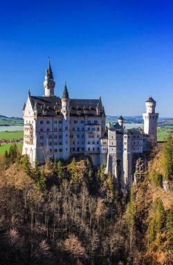 lensblr-network:  Neuschwanstein by count.cernin.net