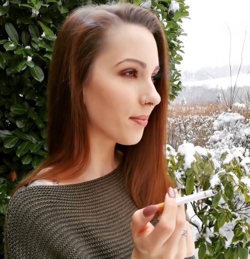 cippalippa2017: Casual Smokers