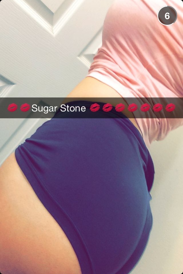 lookandlikexxx:  Sugarstonexoxo Reblog and follow