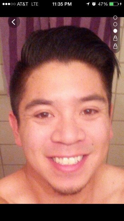 digmyfuckinditto:  kyjellllyyy:  Hot mixed asian guy J smiles.  id hit that smooth ass  Smooth tasty looking ass