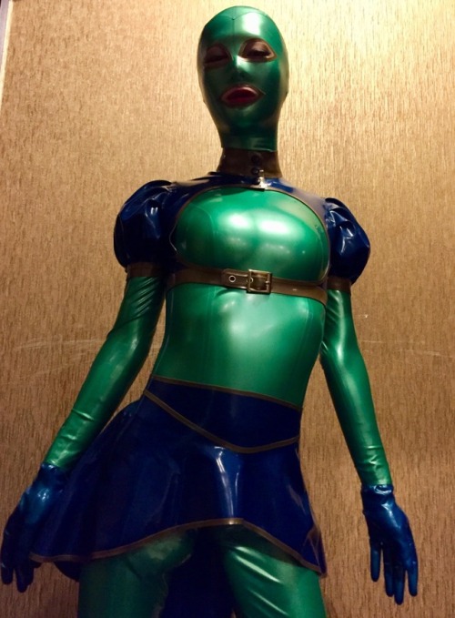 rumi-rubber: ✨✨✨