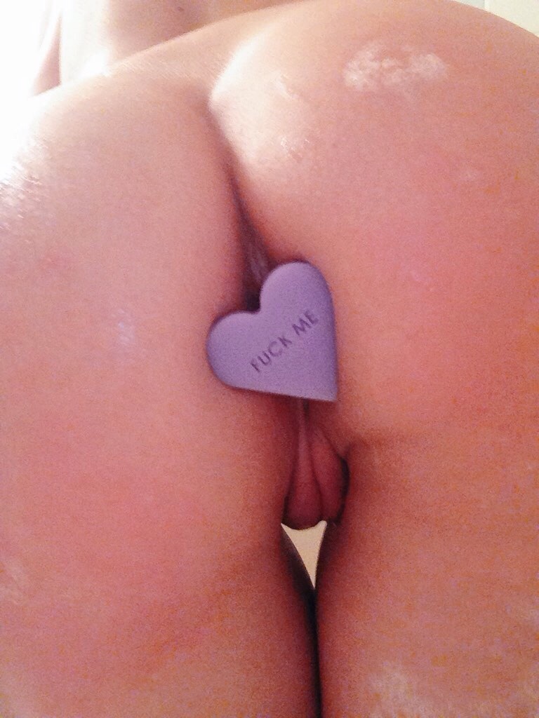 sailornekomfc:  I’m obsessed with butt plugs