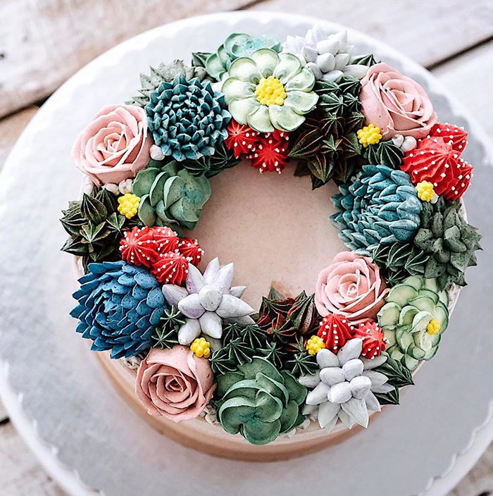 ladiosa-jade:  bibidebabideboo:  (Succulent Cakes By Ivenoven Will Make Every Succulent