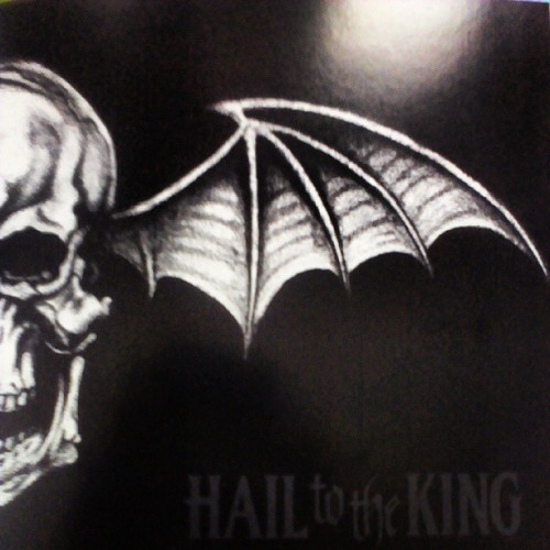 I&rsquo;m so fucking pumped that I finally have this album #a7x #avengedsevenfold #hailtotheking