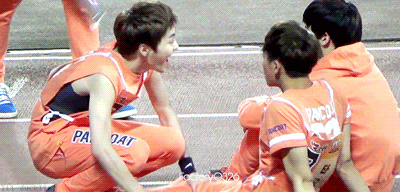 lil-duckling:ur oppar adores you dearly Tao-er, give him some attention too TT^TT