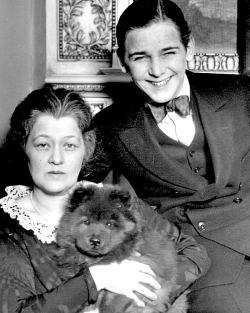henryfondas-deactivated20140809:  Douglas Fairbanks, Jr. and his mother, 1923 