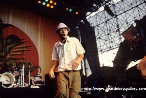mcforwhatiam:peaches-bee:Beastie Boys, Lollapalooza ‘94Additional picJust adding a clearer version, 