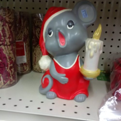 shiftythrifting:this is one of 3 weird things i’ve found i thought you’d love to see it lmao