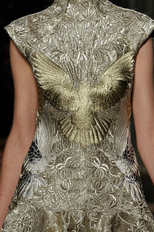 Porn photo natauscha:  Marchesa’s Fall/Winter Collection