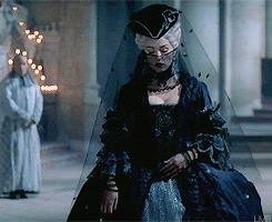  Monica Bellucci in Brotherhood of the Wolf        