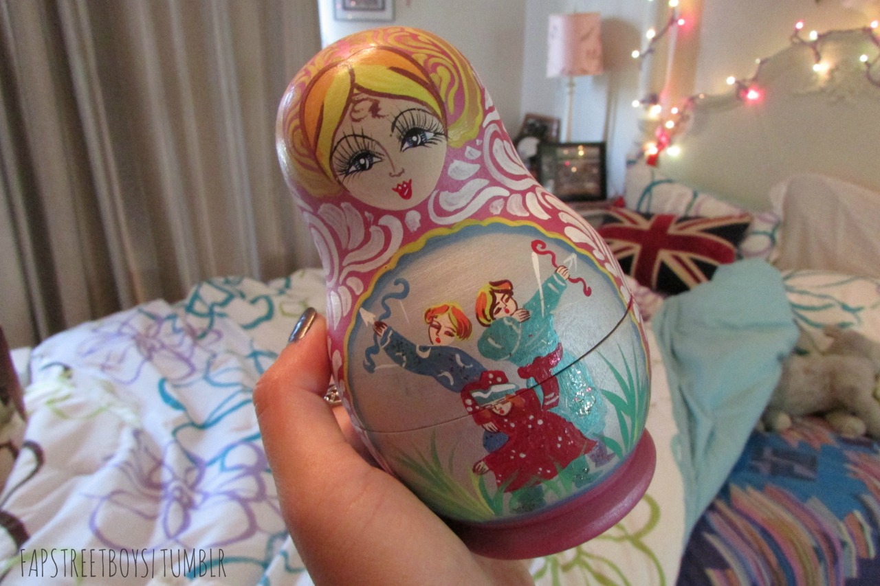 fapstreetboys:  This is a matryoshka doll, like the kind that has more dolls inside.