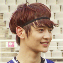 dearmyfairyboy:  that headband (◡‿◡✿) 