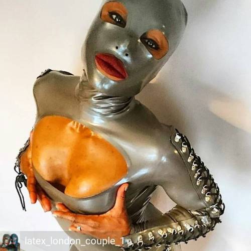 Credit to @latex_london_couple_1 : Getting my latex flo on! Monster where are you? Don’t make 