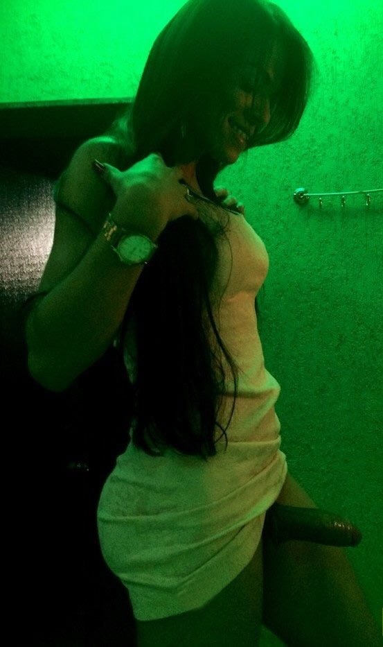 Muscle Girls & Shemales