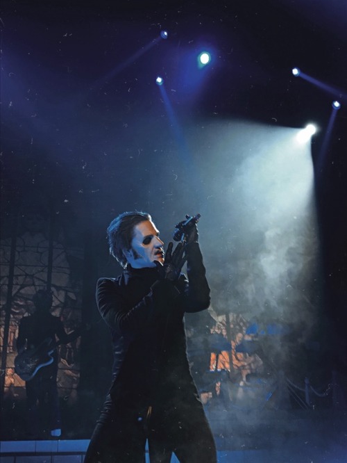 iloveyourfacejustgetaway:Ghost @ Royal Albert Hall, London.9.10.18