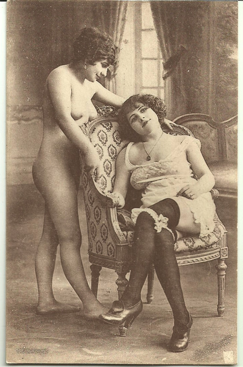 garbospeaks:  Seated nude with friend. 