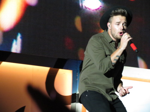 too-old-for-this-ship:  Liam at MetLife, August 5 CREDIT PLEASE