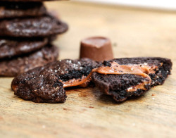 gastrogirl:  salted dark chocolate rolo-filled cookies. 