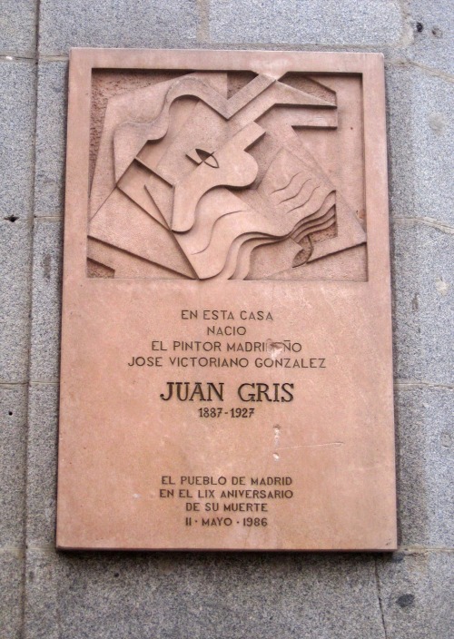 Plaque Noting the Birthplace of the Painter Juan Gris, Madrid, 2011.