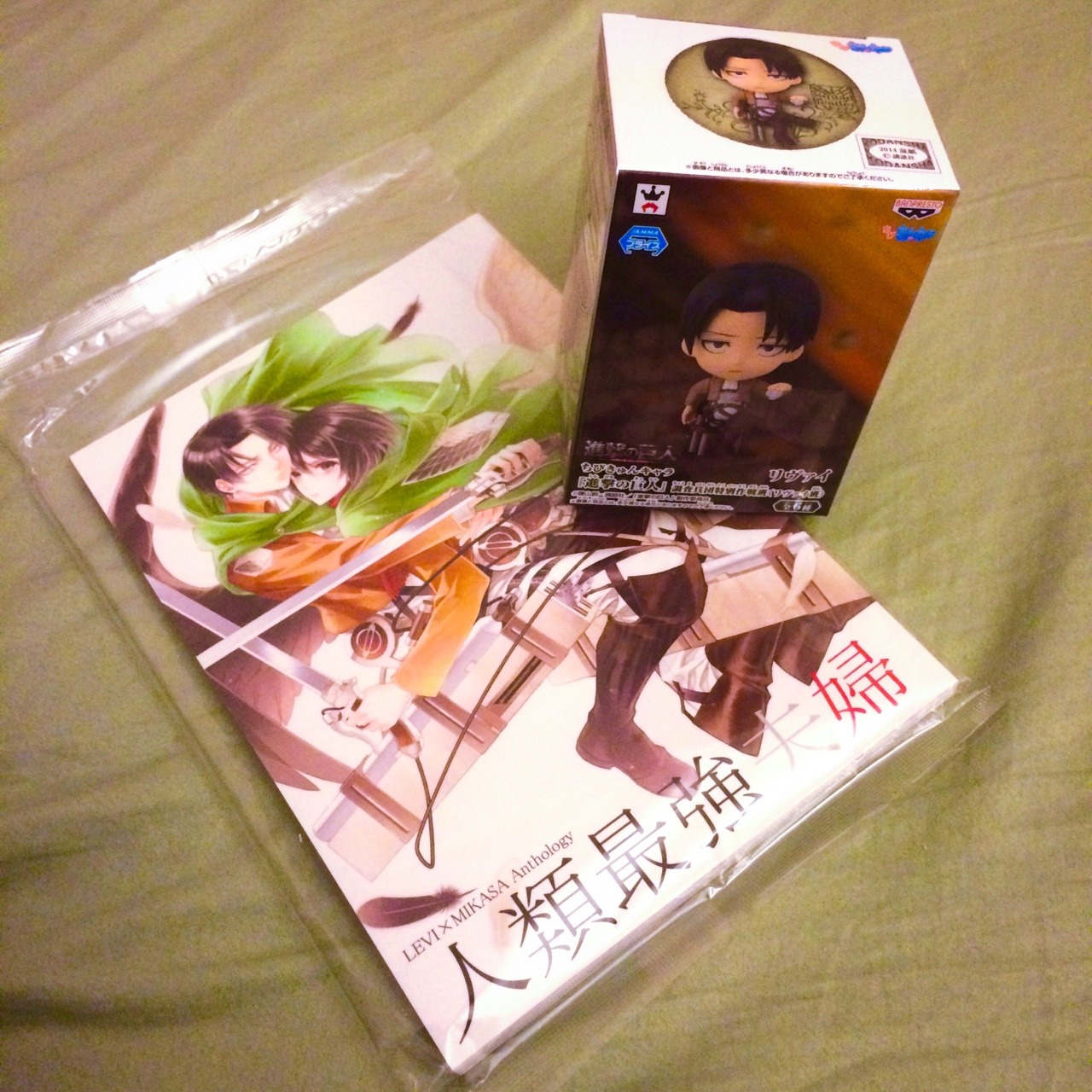 fuku-shuu:   MIKA’S 5,000TH FOLLOWER MINI-GIVEAWAY!  I never envisioned this happening