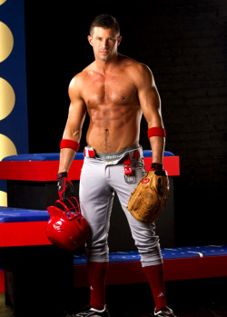 randydave69:  Hot baseball stud! 