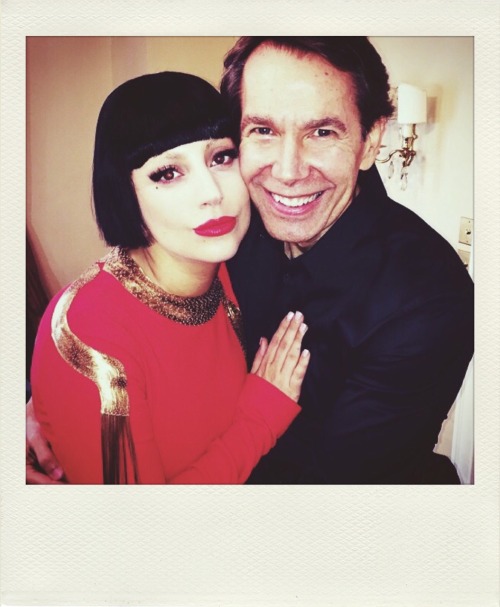 artinpopculture:Gaga with legends.