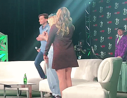 whatisthepointofyouhardy:Enter like a boss. David Tennant edition (18/?) (x)