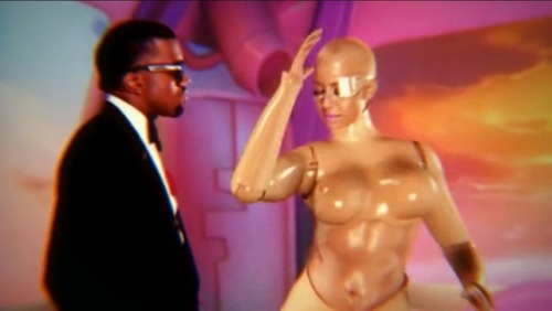 d4ytim3:Amber Rose for Kanye West’s unreleased Robocop video. directed by Hype Williams