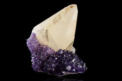 ifuckingloveminerals:  Calcite, AmethystArtigas