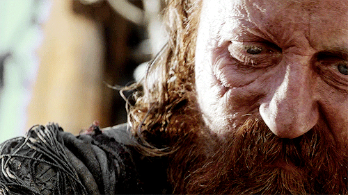 oscarspoe:favorite tv show meme || Black Sails ↳ [2/3] colors: red