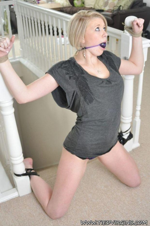 bdsmpussy:brutal pussy abusebdsmpussy.tumblr.com