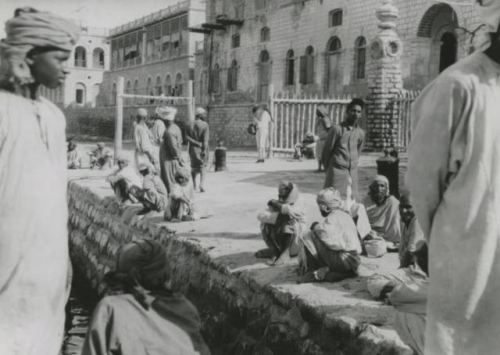 Landing stage, Muscat, Oman, 1940Photographer: Bertram Thomas