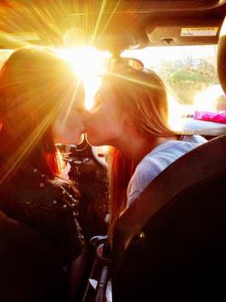 the-inspired-lesbian:  Love and Lesbians ♡ 