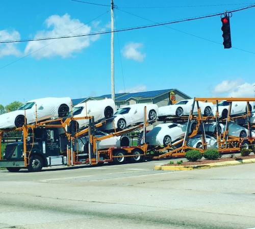 <p>We stopped for lunch. What town? Here’s the only hint you should need… #chicagobound #roadtrip #corvette</p>