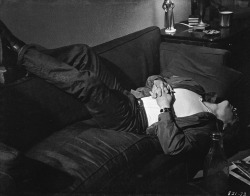 las3nochesdeeva: 1955:  James Dean (1931 - 1955) lying on a sofa during a scene from Nicholas Ray’s film ‘Rebel Without A Cause’.  