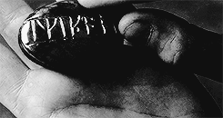 thorinoakenshieeld:You were my baby, you know. You always will be. Always. My beauty, my baby.Lady D