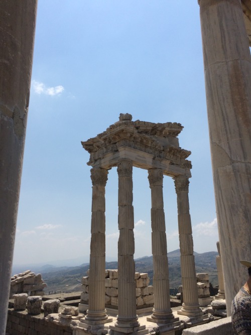 Acropolis, Pergamon, UNESCO, World Heritage Site,Pergamon was the capital of the Kingdom of Pergamon
