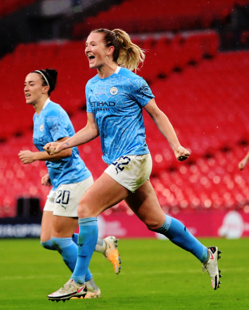 Sam Mewis of Manchester City celebrates after scoring the team&rsquo;s first goal during the Wom