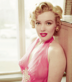 missmonroes:  Marilyn Monroe photographed by Philippe Halsman, 1952 