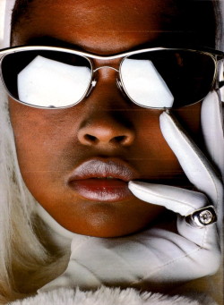 lelaid:  Karen Alexander by Oliviero Toscani