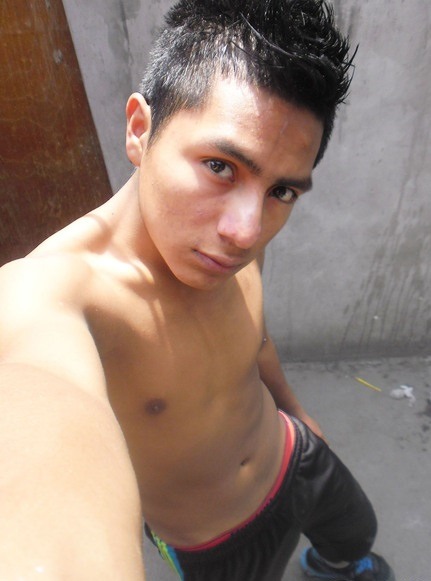 peruchosexyhot:  lindo cholito de 20 años adult photos