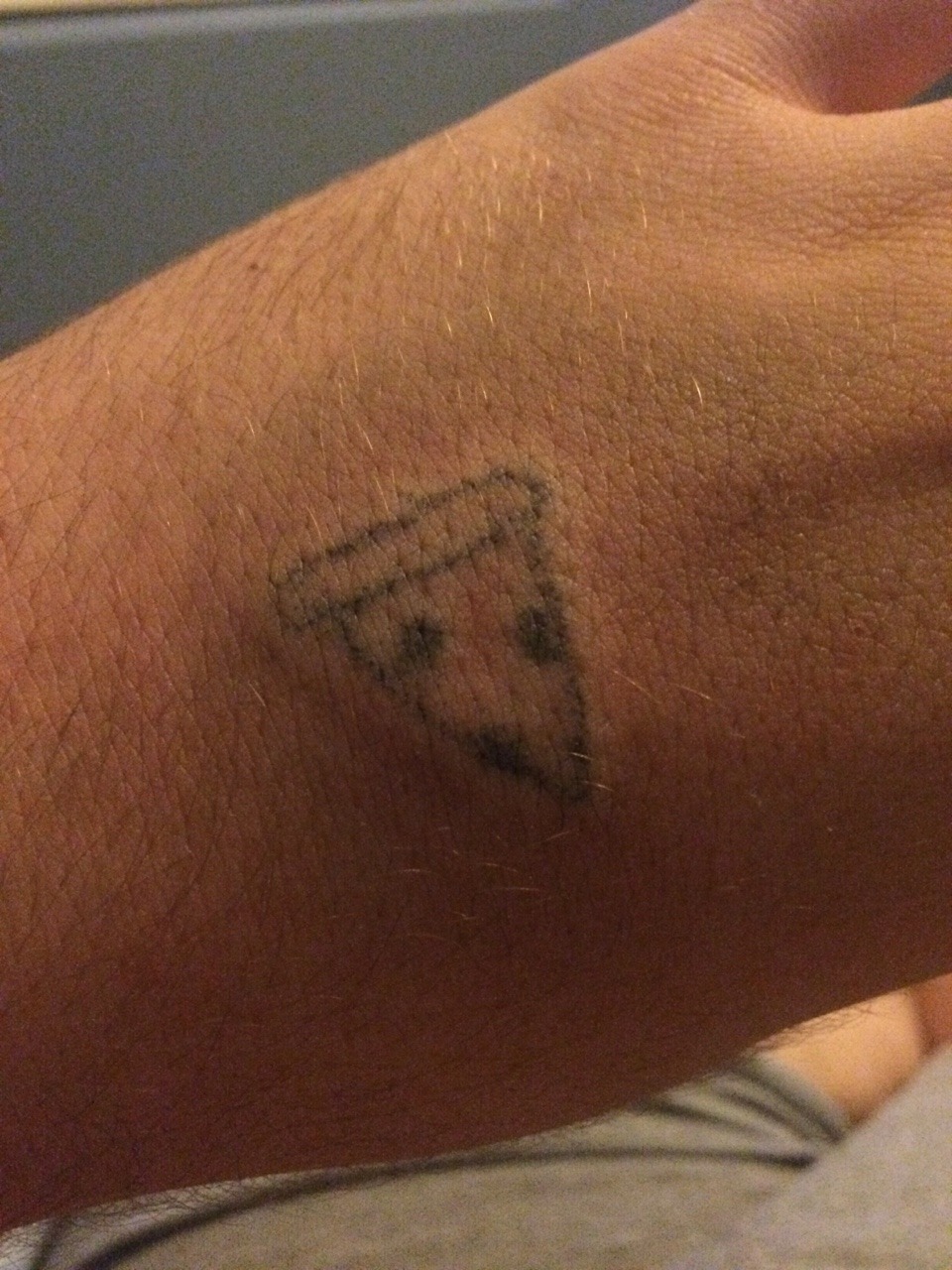 maxxypaad:  stick n’ pokes 🙏💁