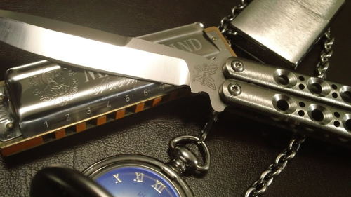 knifepics:  Balisong (Butterfly Knife)