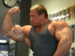 big-strong-tough:  Markus Ruhl 