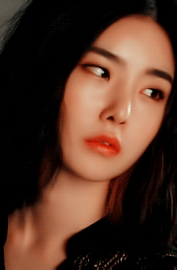 yoojung:gif battle vs @choerrys ♡ @gowonsgf ♡ @mihyon ♡ @somjins ♡ @yuqi-sweek five: idol (yuna) + f